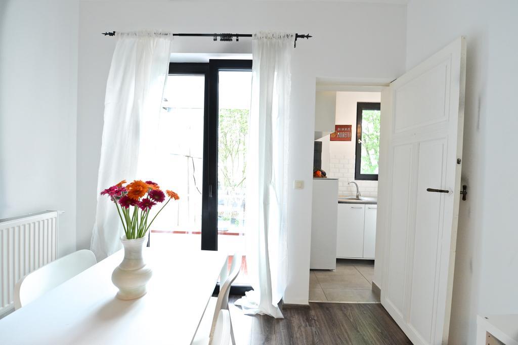 European Area Apartments Bruselas Exterior foto