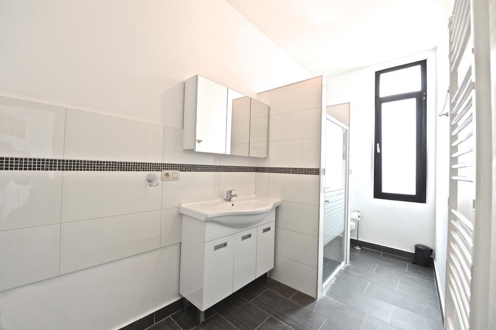 European Area Apartments Bruselas Exterior foto